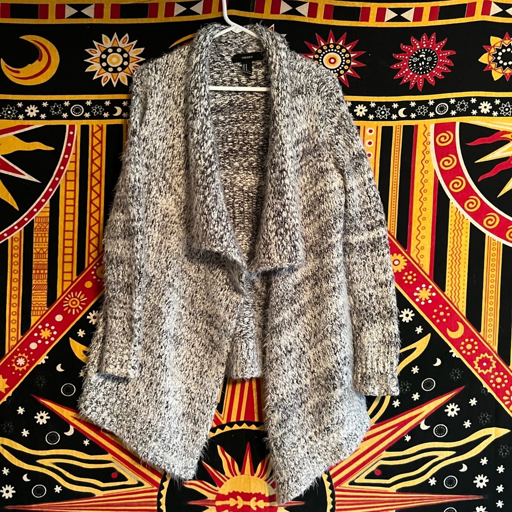 FOREVER21 FUZZY SWEATER